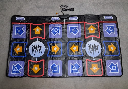 Twin player dance - mat, plug
